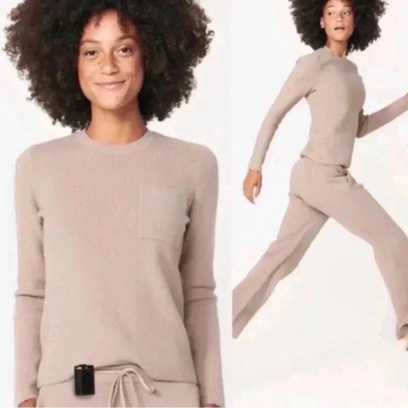 FIGS Loungewear Long Sleeve Ribbed Knit Pullover Sweater Latte Beige Size Medium - Picture 11 of 12